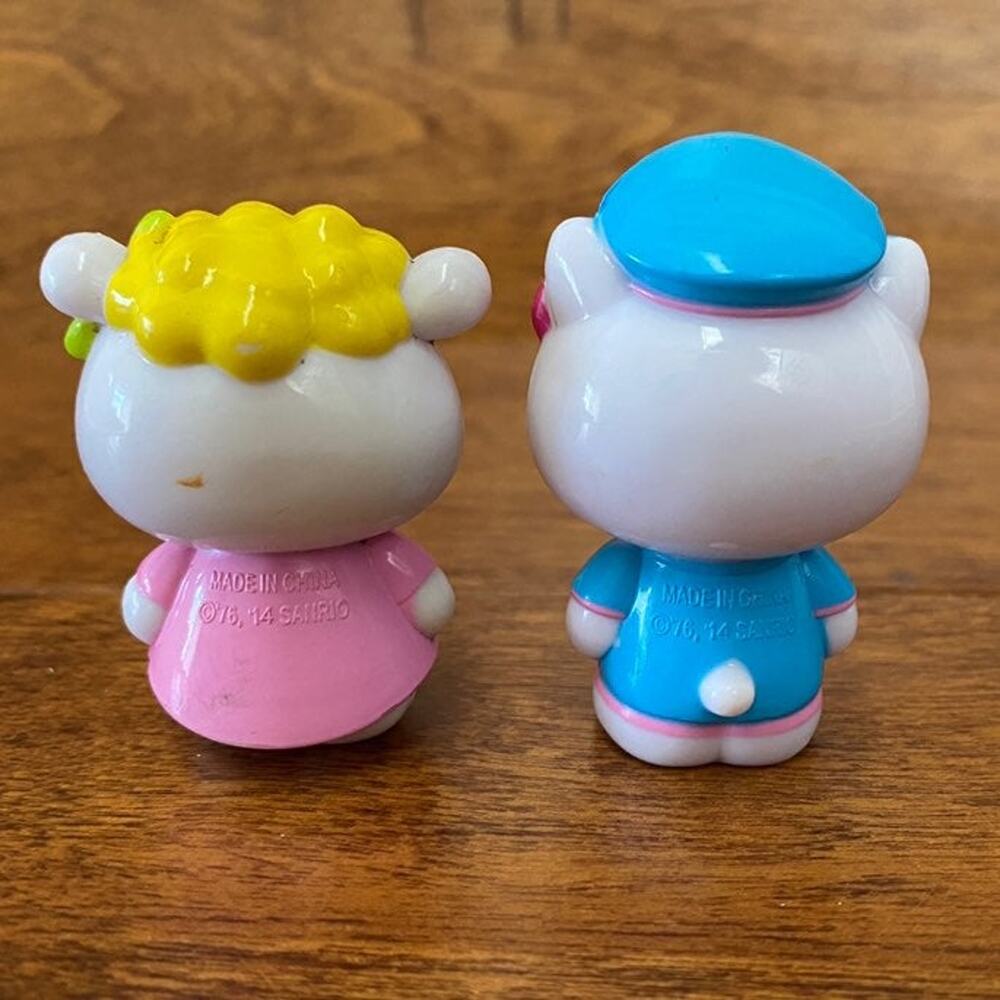 Sanrio Hello Kitty Mini Figures - image 2